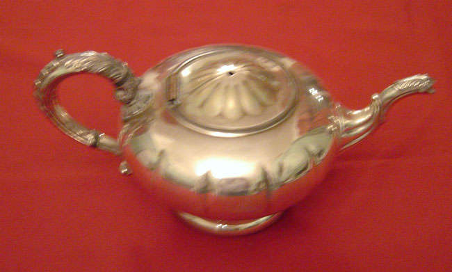 Large silver plated tea pot