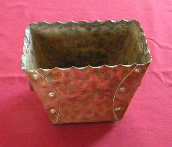 Small copper planter