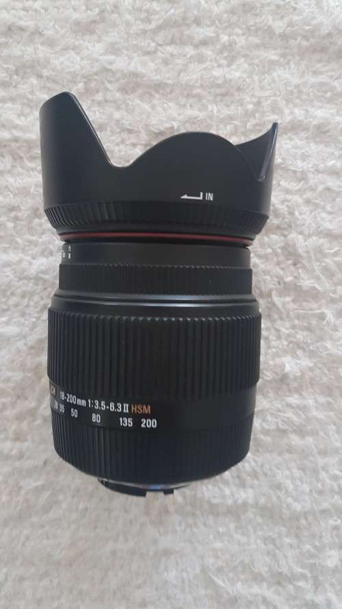 Sigma 18-200mm Lens