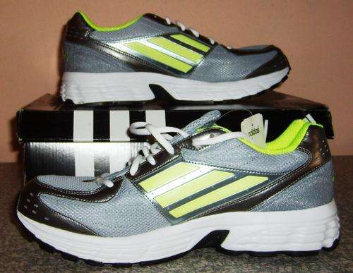 100% ORIGINAL MEN'S ADIDAS TAKKIES- SIZE 11