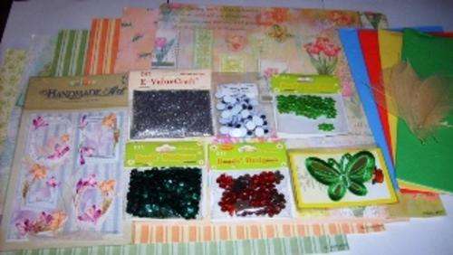 HUGE SCRAPBOOKING KIT