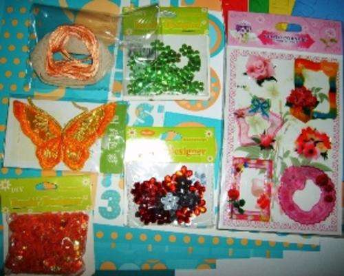 HUGE SCRAPBOOKING KIT