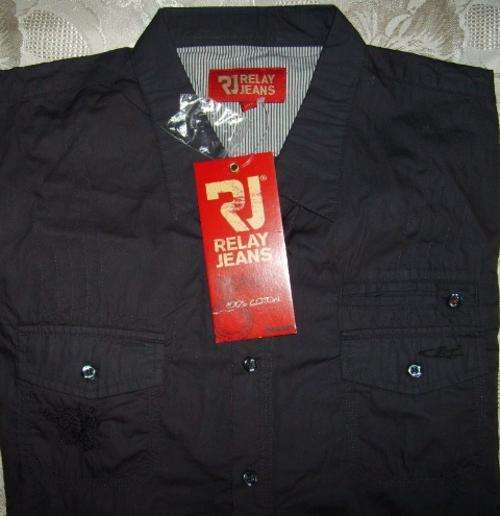 MARKHAMS SHORT SLEEVE SHIRT. SIZE XL.