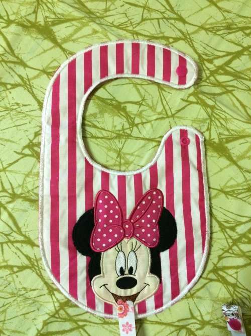 Embroidered Binky Bib for a Baby Girl - Minnie Mouse