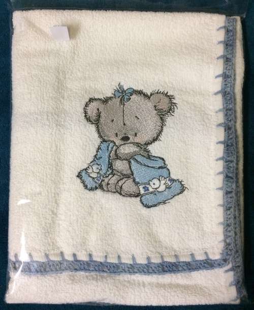 Teddy Burp Nappy - 12cm Embroidery Design (Spoegdoek)