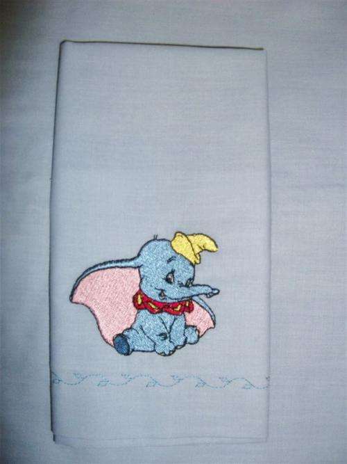 Dumbo Fitted Sheet & Pillowcase - Cot