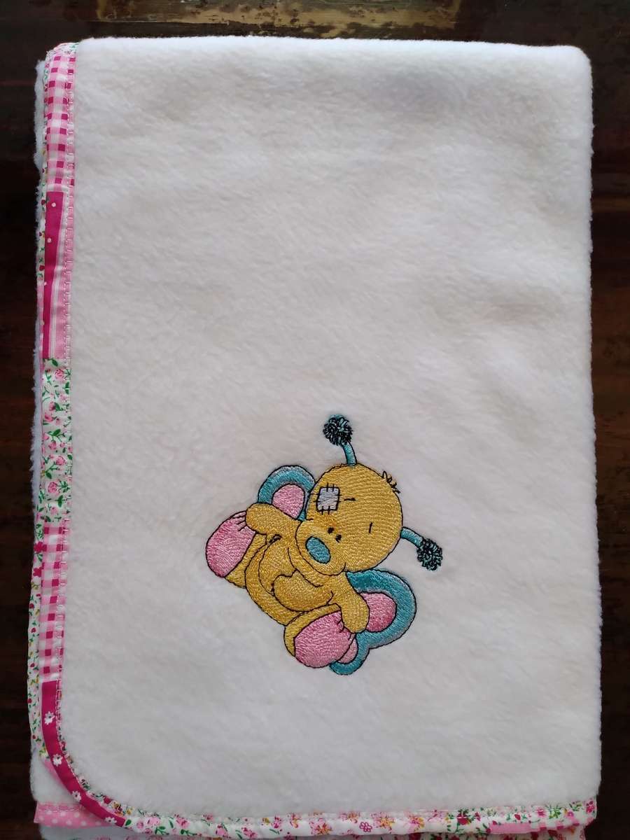 EMBROIDERED FLEECE BABY BLANKET