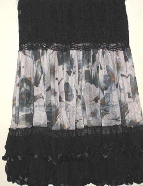 Frilly Black Mini Skirt (Size Large)
