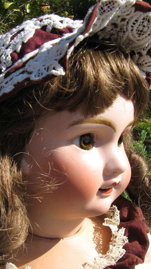 ANTIQUE FRENCH BISQUE PORCELAIN DOLL