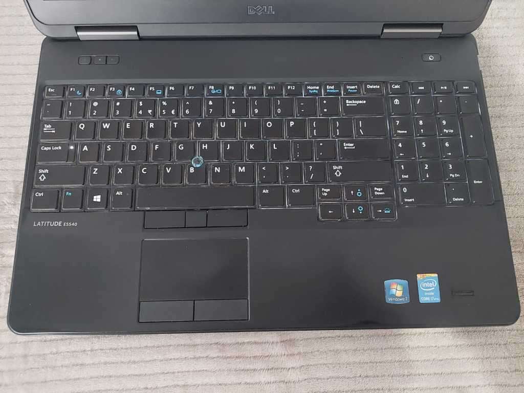 DELL *i7-4600U*8GB RAM*1TB HDD*15.6 Screen *PLEASE READ*