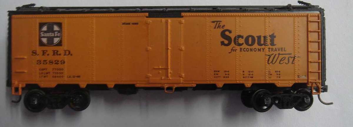 HO Santa Fe 40' Boxcar