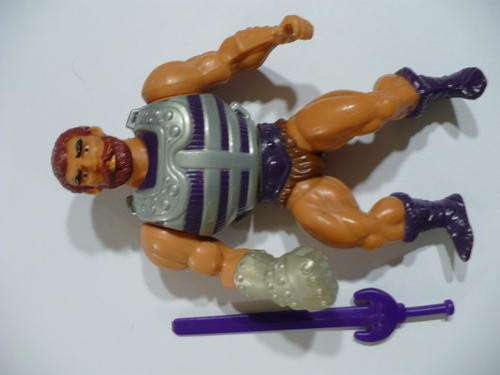 Fisto 100% complete with weapon