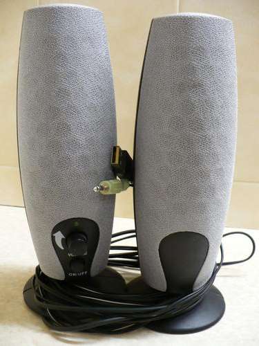 Desktop USB or normal input speakers, very good condition