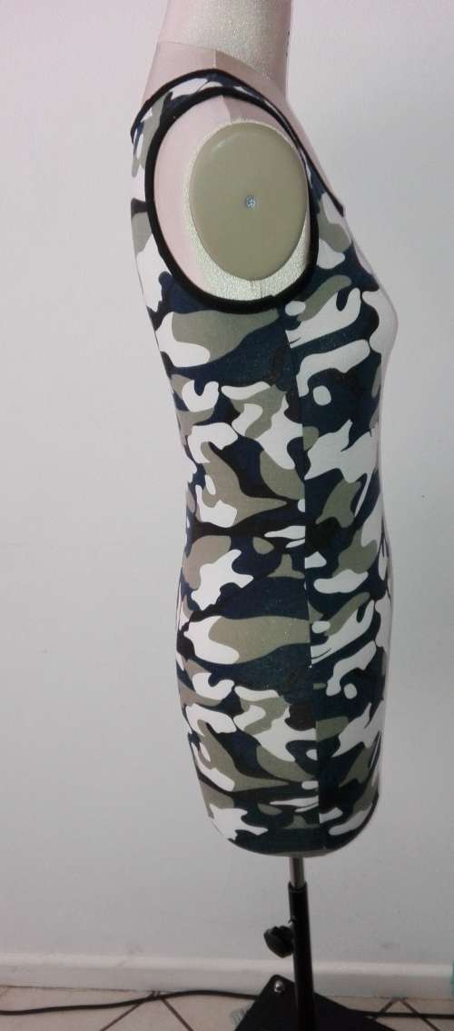 Girls bodycon dress, Size small, 13-14