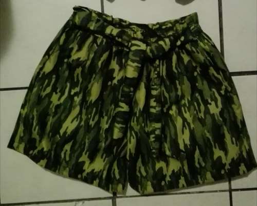 Ladies shorts size 36