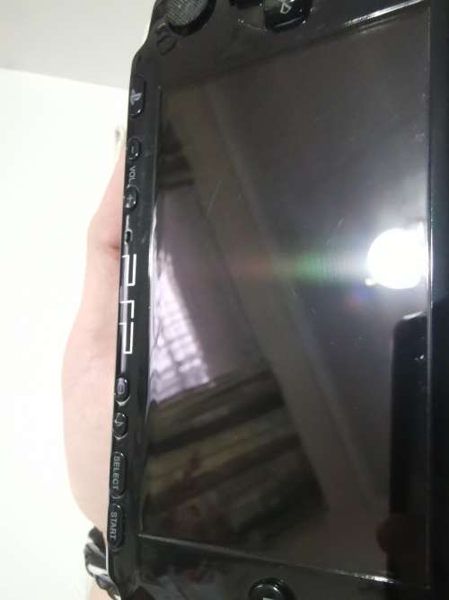 Sony PSP-3004 Piano Black Console Bundle