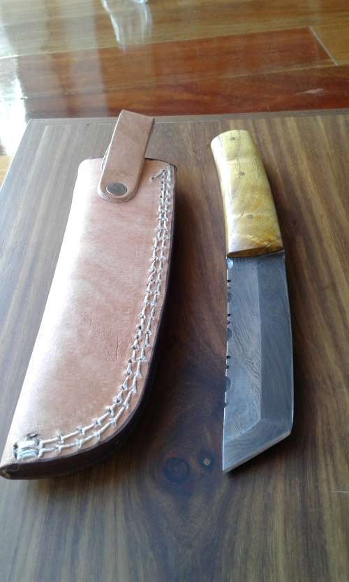 DAMASCUS Hand made knife, a must for any knife collector,  Leather Sheath Incl.