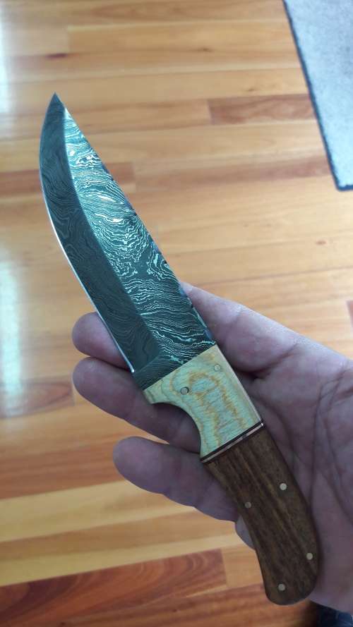 DAMASCUS Hand made knife, a must for any knife collector, AWESOME Gift,Leather Sheath incl