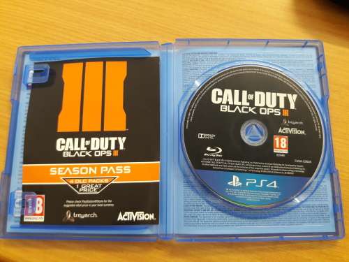 PS4 CALL of DUTY Black OPS III, excellent condition.  Happy bidding.