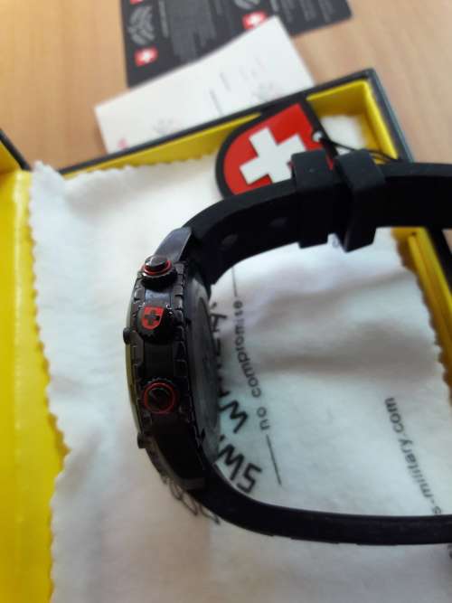 Retail: R16,900 CX Swiss Military Rallye Dakar Racing Chronograph Watch SWISS MADE.