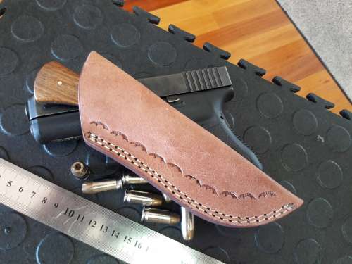 Handmade DAMASCUS Steel Knife, Wooden handle scales. Crazy R1 start, No reserve.