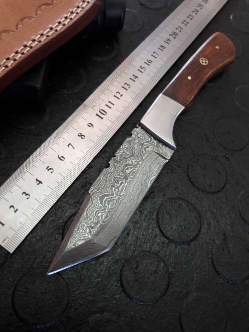 Handmade DAMASCUS Steel Knife, WOODEN handle scales. Crazy R1 start, No reserve.