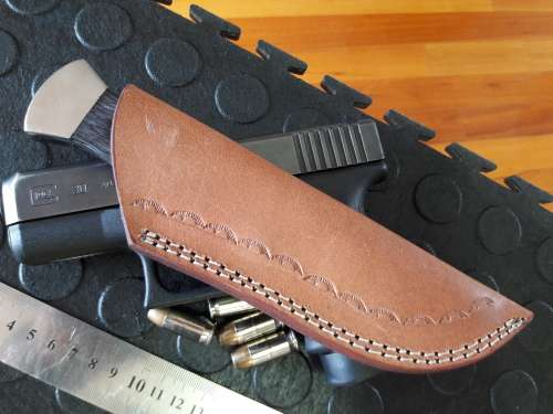 Handmade DAMASCUS steel Dagger with Wooden handle scales.  R1 start, No reserve auction.