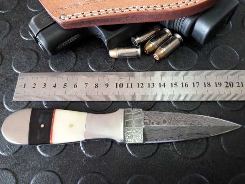 Handmade DAMASCUS steel Dagger with Camel bone and Bull Horn handle scales. No reserve auction.