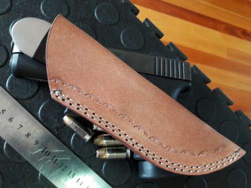 Handmade DAMASCUS steel Dagger with Camel bone and Bull Horn handle scales. No reserve auction.