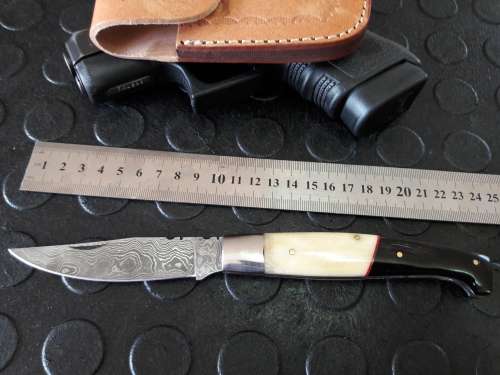 Handmade DAMASCUS  Folding Knife. Please study pictures for detail. Crazy R1 start, No reserve.