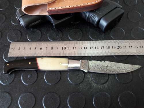Handmade DAMASCUS  Folding Knife. Please study pictures for detail. Crazy R1 start, No reserve.