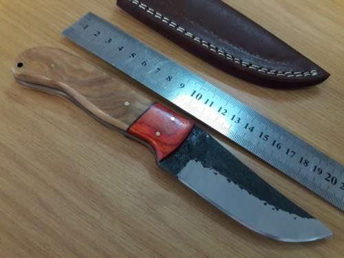 HANDMADE Black Ops, 1095 HIGH Carbon High quality steel HUNTING Knife. Crazy R1 start