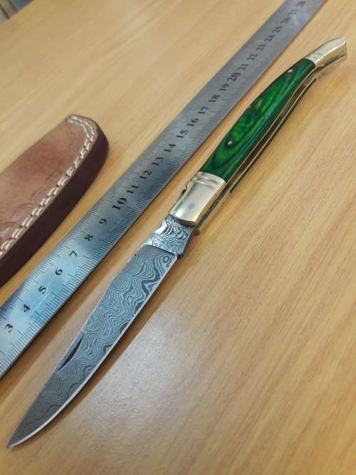 Handmade DAMASCUS  Folding Knife with wooden handle scales, Crazy R1 start, No reserve.