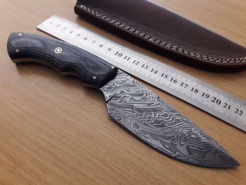 Handmade DAMASCUS Steel Hunting Knife, Wooden handle Scales. NEW DESIGN !!!!!!!