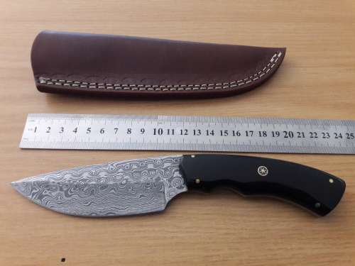 Handmade DAMASCUS Steel Hunting Knife, Bull horn handle scales. NEW DESIGN !!!!!