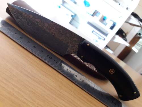 Handmade DAMASCUS Steel Hunting Knife, Bull horn handle scales. NEW DESIGN !!!!!