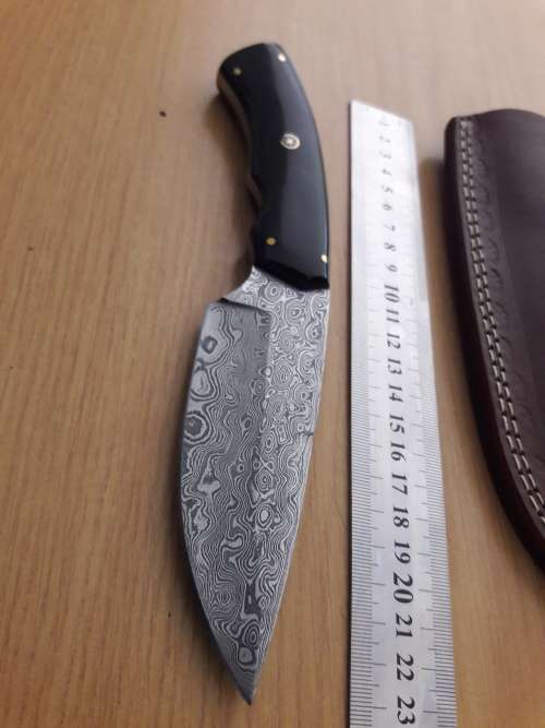 Handmade DAMASCUS Steel Hunting Knife, Bull horn handle scales. NEW DESIGN !!!!!