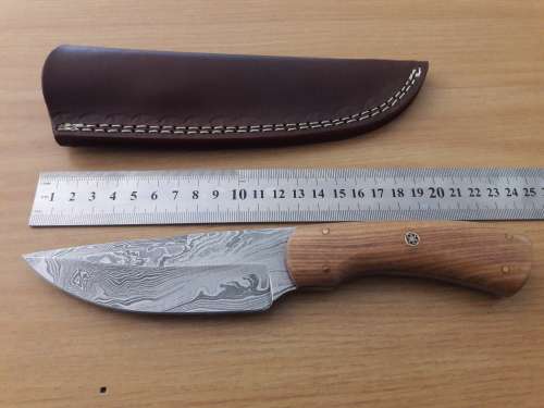 Handmade DAMASCUS Steel Hunting Knife, Wooden handle Scales. NEW DESIGN !!!!!!!