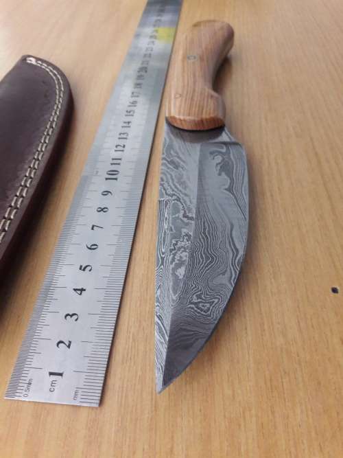 Handmade DAMASCUS Steel Hunting Knife, Wooden handle Scales. NEW DESIGN !!!!!!!