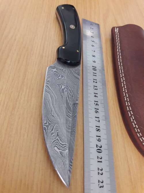 Handmade DAMASCUS Steel Hunting Knife, Bull horn handle scales. NEW DESIGN !!!!!