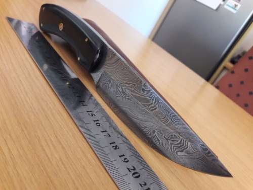 Handmade DAMASCUS Steel Hunting Knife, Bull horn handle scales. NEW DESIGN !!!!!