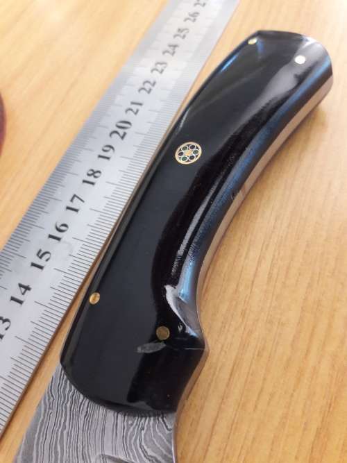 Handmade DAMASCUS Steel Hunting Knife, Bull horn handle scales. NEW DESIGN !!!!!