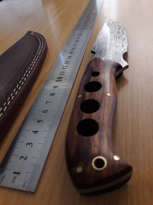Handmade DAMASCUS Steel Hunting Knife, Wooden handle Scales. NEW DESIGN !!!!!!!