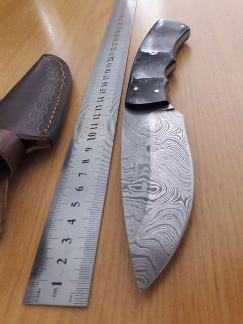 Handmade DAMASCUS Steel Hunting Knife with Wooden handle scales. NEW DESIGN !!!!!