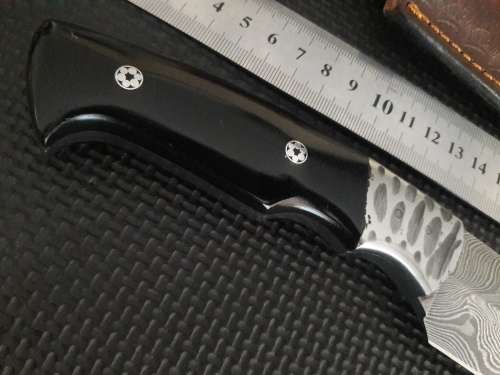 Handmade DAMASCUS Steel Hunting Knife, Bull horn handle scales. NEW DESIGN !!!!!