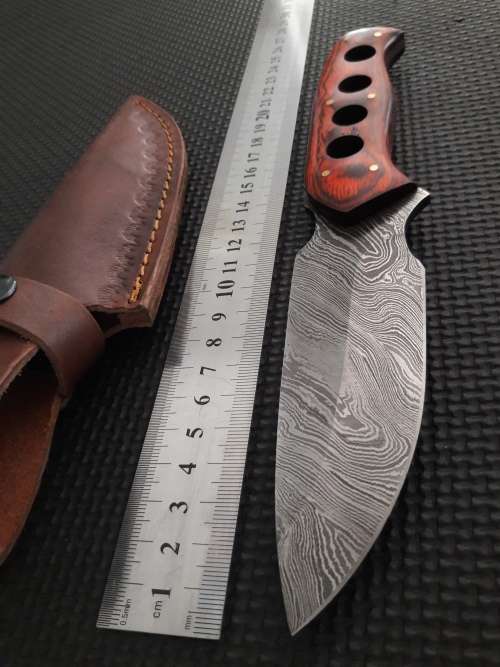Handmade DAMASCUS Steel Hunting Knife with Wooden handle scales. NEW DESIGN !!!!!
