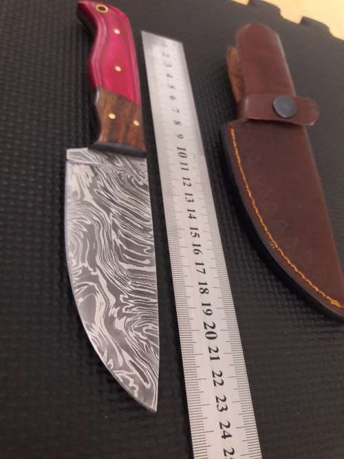 Handmade DAMASCUS Steel Hunting Knife with Wooden handle scales. NEW DESIGN !!!!!