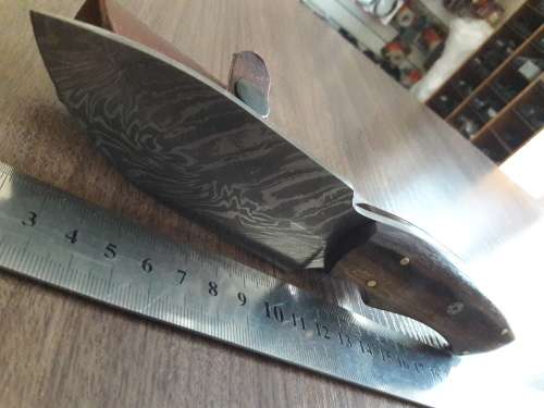 Handmade DAMASCUS Steel Hunting Knife with Wooden handle scales. NEW DESIGN !!!!!