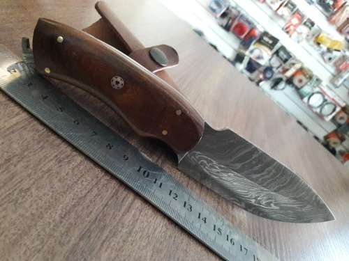 Handmade DAMASCUS Steel Hunting Knife with Wooden handle scales. NEW DESIGN !!!!!
