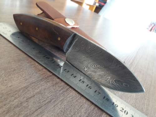 Handmade DAMASCUS Steel Skinning Knife with Wooden handle scales. FULL TANG !!!!!